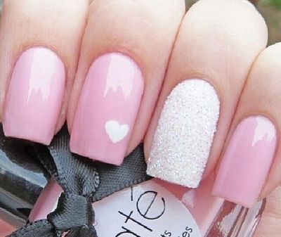 20 ideias de unhas para noivas, madrinhas e convidadas