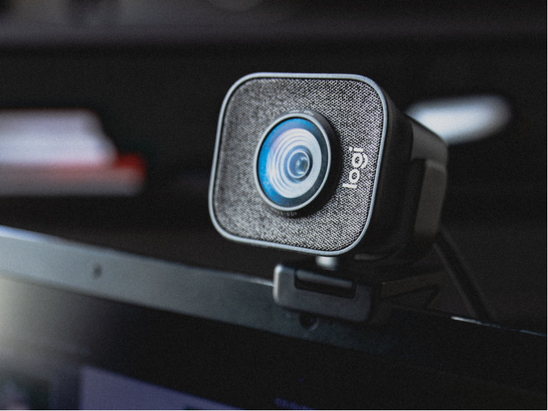 10 opções de webcams para seu totem, cabine ou espelho mágico